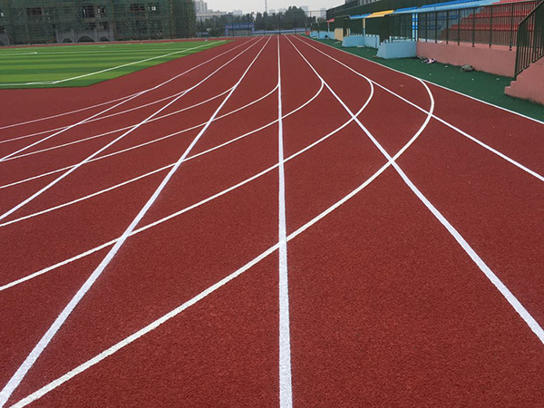 小学塑胶跑道